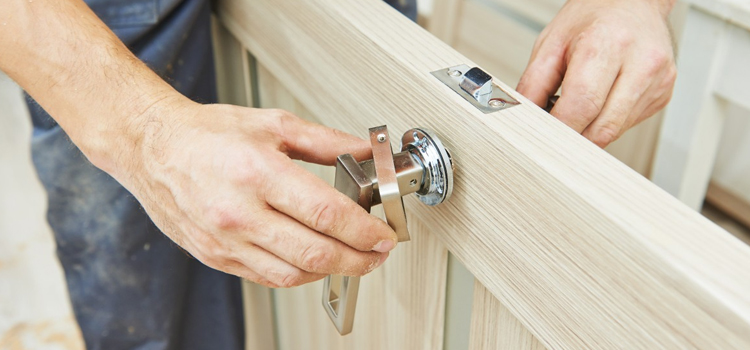 interior door repair Lathrop